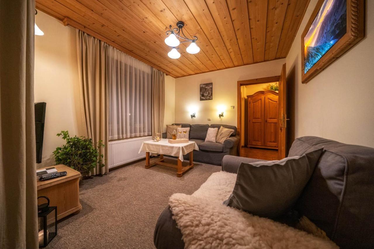 I Pod Reglami * Zakopane